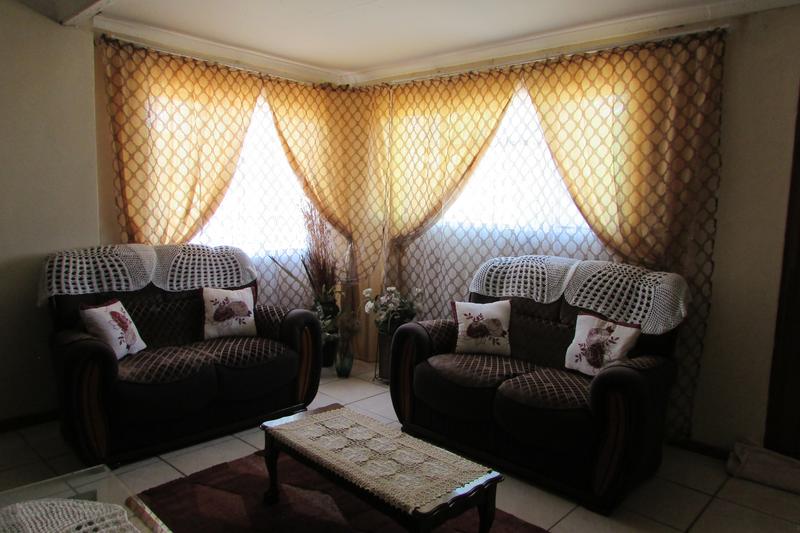 3 Bedroom Property for Sale in Flora Park Northern Cape